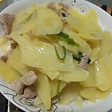 土豆炒肉