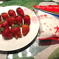 超简单零失败的春季必做—草莓酱的做法图解1