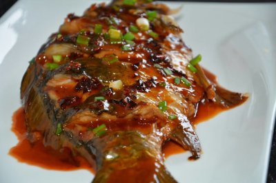 红烧鲫鱼