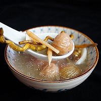 宝宝胃口不好可以试试太子参石斛排骨汤的做法图解4