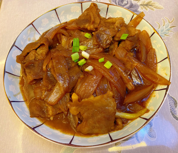 洋葱炒肥牛的做法