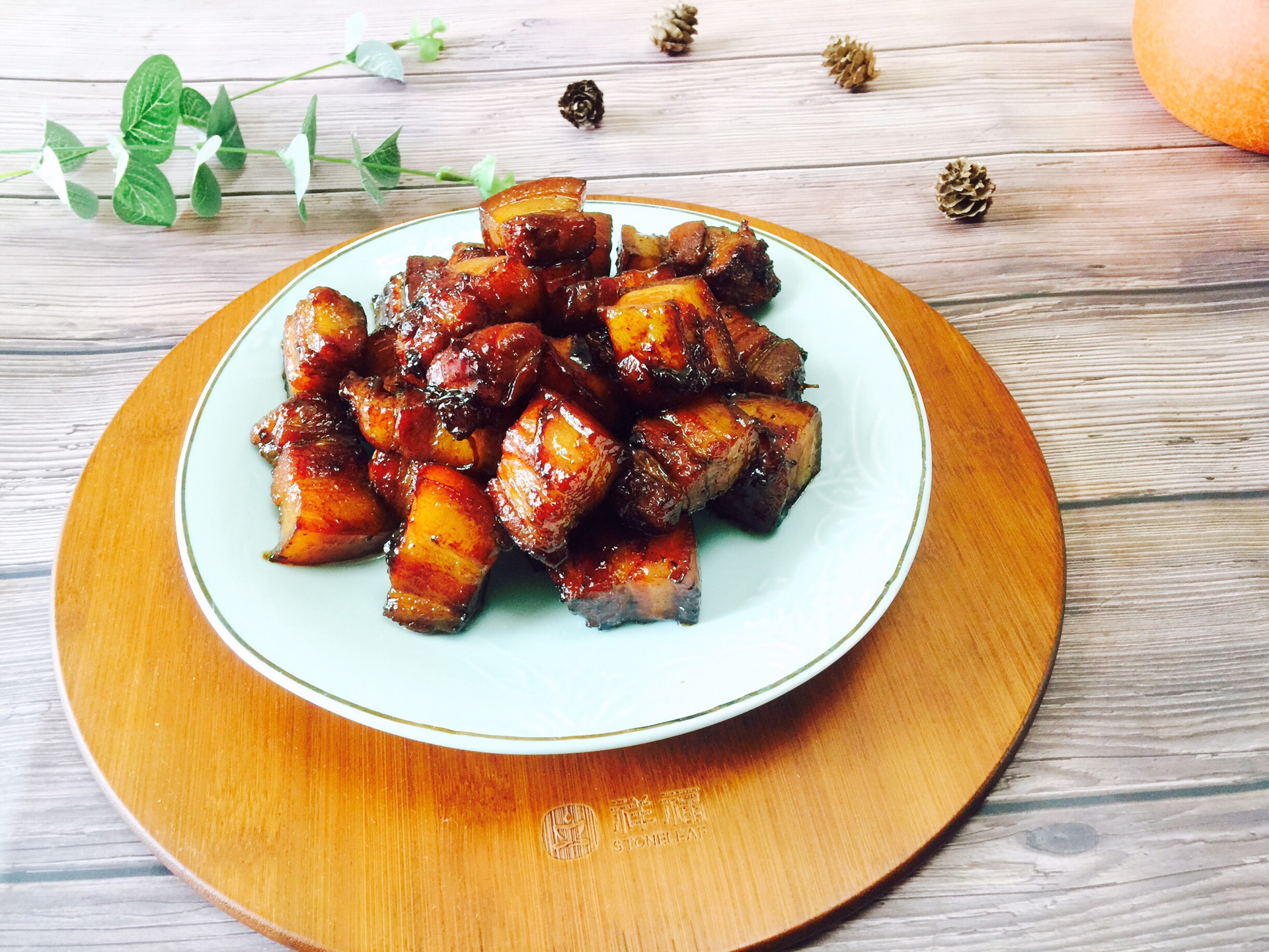 Braised pork in soy sauce