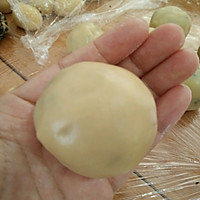 广式五仁月饼#跨界烤箱，探索味来#的做法图解8