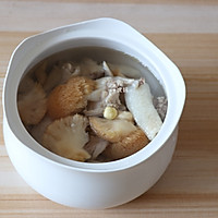 猴头菇竹荪鸡汤的做法图解10
