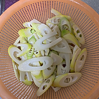 笋片炒肉丝（江南小菜）的做法图解2