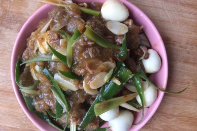 蒜香丸子