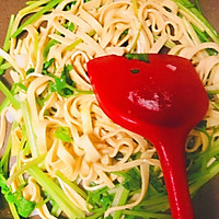 芹菜炒千张的做法图解6