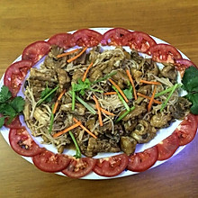 金针菇焖鸡
