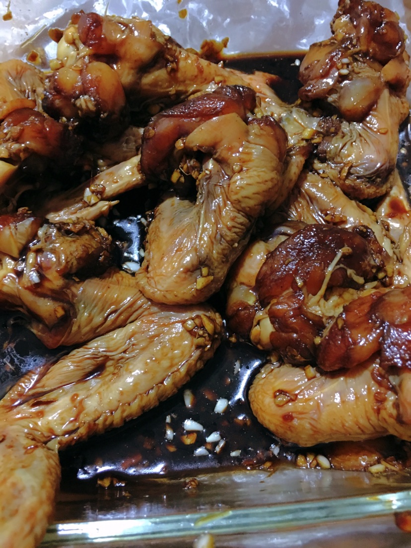 蜂蜜蒜香鸡翅的做法图解4