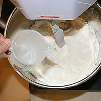 《壹家烘焙》基础吐司，你必做的第一个基础白吐司的做法图解3