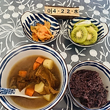 山药月牙骨汤