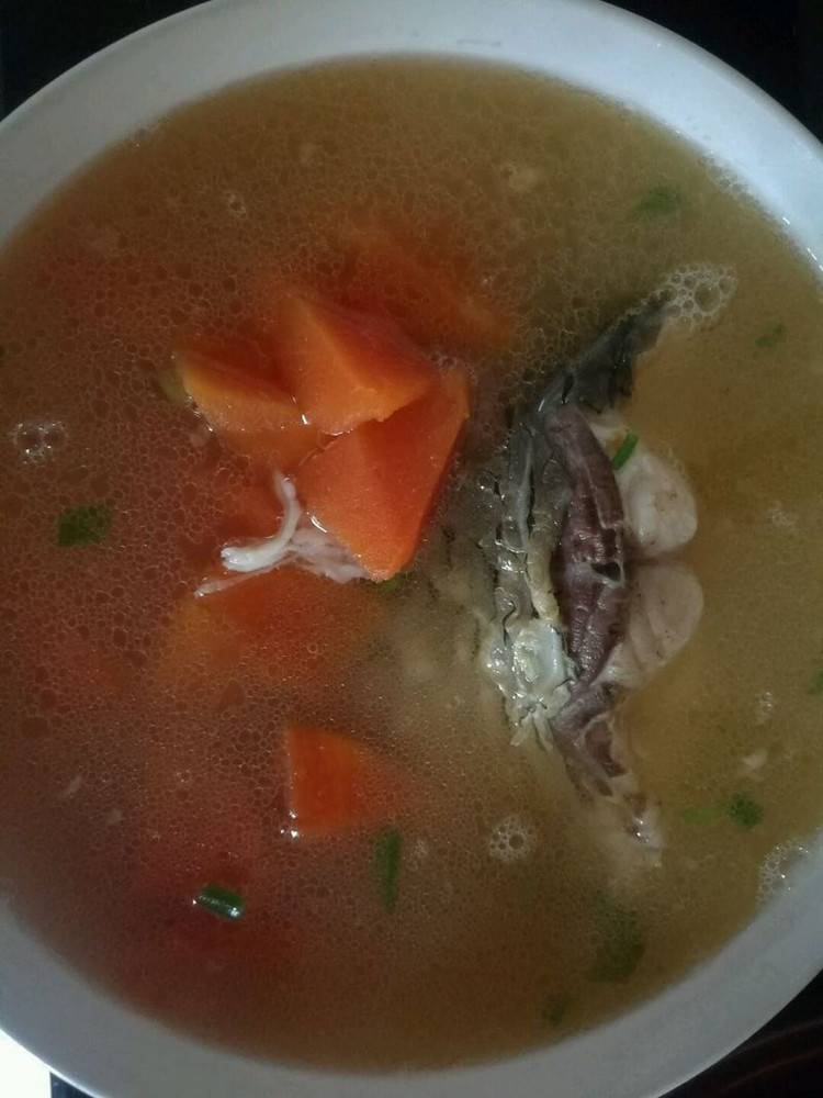 木瓜青鱼尾汤（养胃食疗）的做法