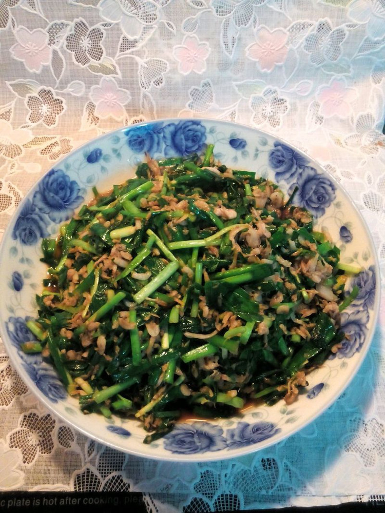 鲜虾皮炒韭菜（家常）的做法