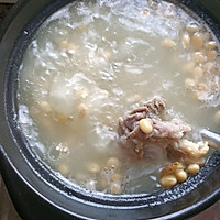 黄豆筒骨海带汤的做法图解11