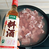鸡汁排骨汤的做法图解2