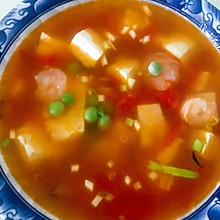 西红柿豆腐虾仁汤