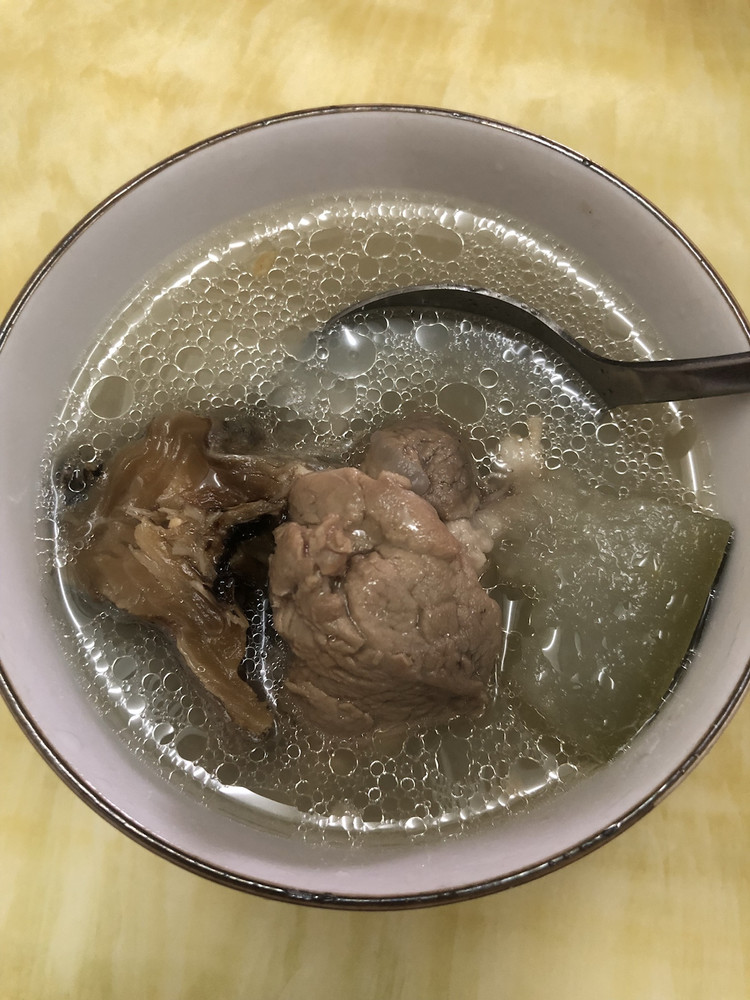 柴鱼冬瓜筒骨汤的做法
