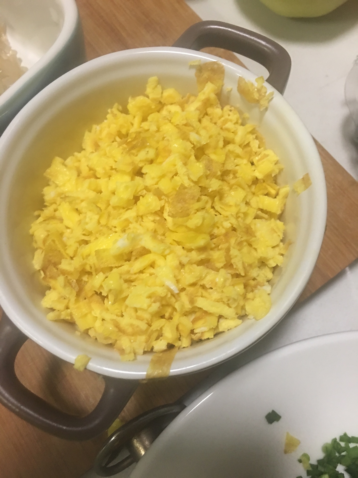 韭菜鸡蛋炒粉丝,韭菜鸡蛋炒粉丝的家常做法 - 美食杰韭菜鸡蛋炒粉丝做法大全