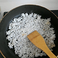 喷香酥脆小零食～米饭锅巴的做法图解1