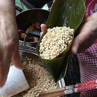 传统大肉粽的做法图解4