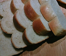 鲜奶土司面包「无油配方，面包机适用」的做法