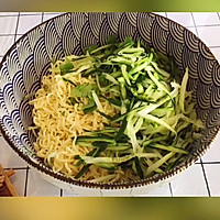 #夏日开胃餐#夏季特调酸辣柠檬雪碧拌面～的做法图解6