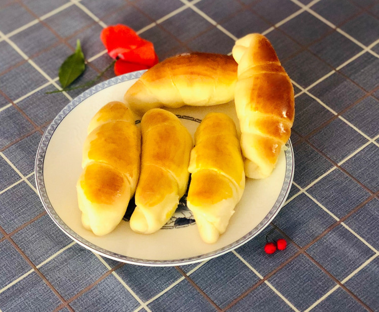奶香黄油面包卷（也可做成海盐卷）的做法