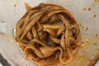 凉拌手撕杏鲍菇