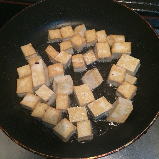 菠萝咕唠豆腐的做法图解3