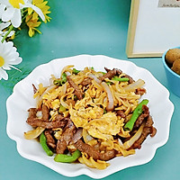 #2022烘焙料理大赛料理组复赛#牛柳鸡蛋炒意面的做法图解1