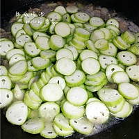 丝瓜肉汤的做法图解6