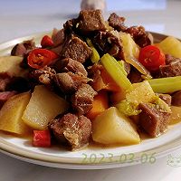 黄梨彩蔬炖牛肉的做法图解8