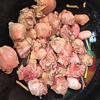 鸡腿烧土豆（孩子的最爱）的做法图解2