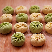 #馅儿料美食，哪种最好吃#双色西葫芦韭菜生煎包的做法图解16