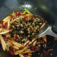 泡椒田螺肉-领略川南大排档的味道的做法图解8