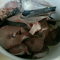 石锅鸭嘴鱼的做法图解1