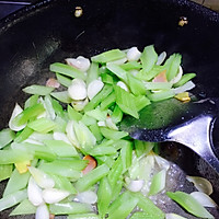 西芹百合的做法图解3
