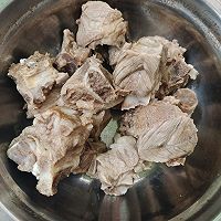 橄榄石斛脊骨汤的做法图解2