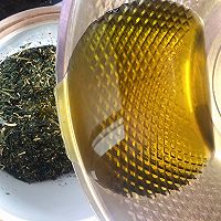 止痒驱蚊：薄荷膏--添加艾叶金银花的做法图解8