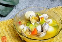 #开启冬日滋补新吃法#海鲜汤的做法