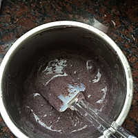 黑米蛋糕（不用烤箱）的做法图解2