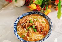 #嗨fun暑假#榨菜肉丝热汤面的做法