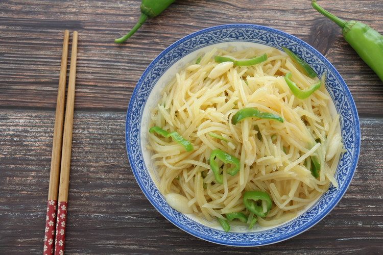 醋溜土豆丝的做法