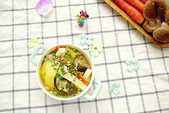 三丝白菜豆腐汤的做法