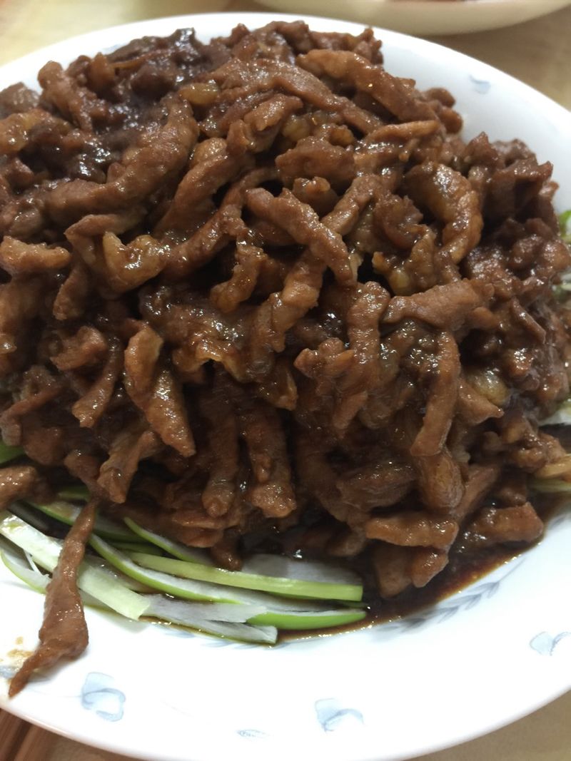 京酱肉丝