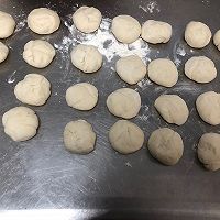 蒸韭菜肉包子的做法图解6