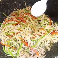 仔姜肉丝的做法图解9