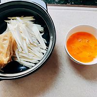 #养生打卡#茭白豆腐叶鸡蛋汤的做法图解3