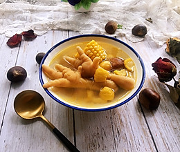 #秋天怎么吃#板栗玉米鸡脚汤的做法