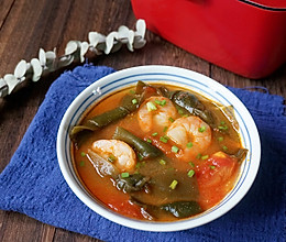 夏日减脂汤海带虾仁番茄汤的做法